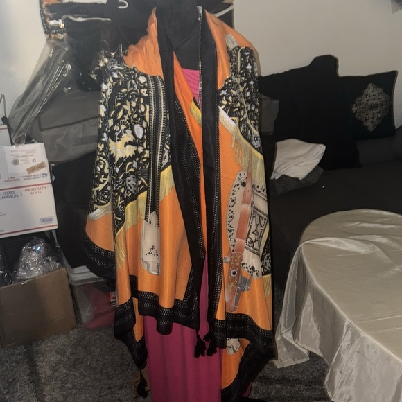 🪸🌝Noellery Spring Horse Tassel Scarf Beautiful lovely striped border details - Picture 7 of 13